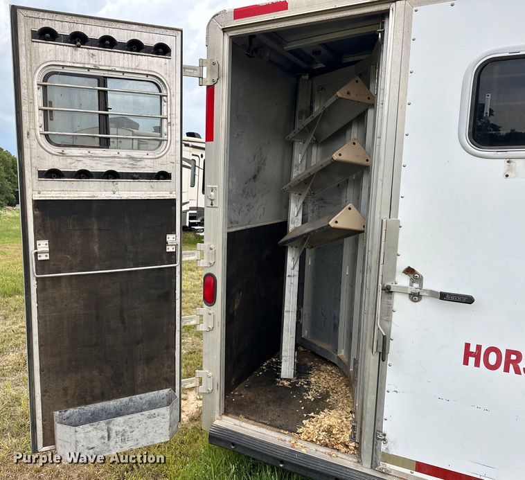 image for item NR9965 2002 Exiss GNHC-718 horse trailer 