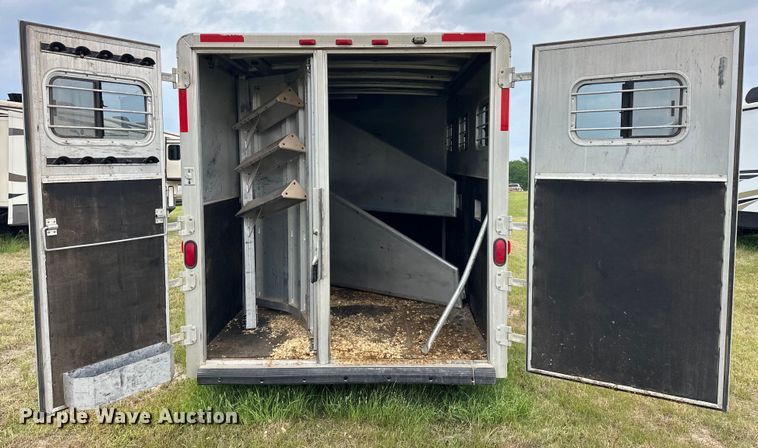 image for item NR9965 2002 Exiss GNHC-718 horse trailer 