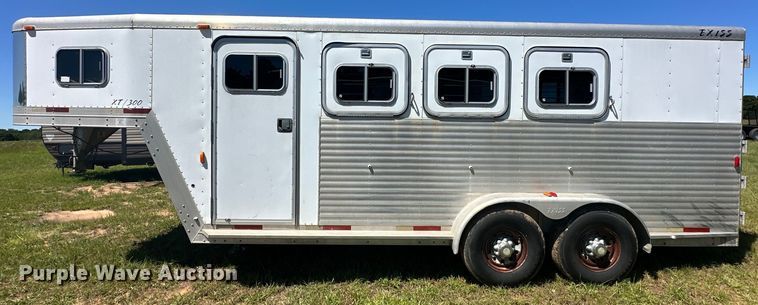image for item NR9981 2001 Exiss GNHC-718 horse trailer 