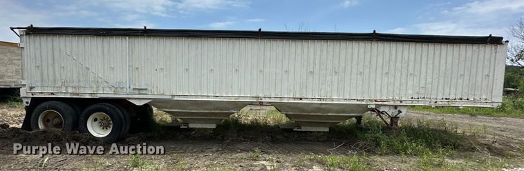 image for item NT9205 1979 Pullman Trailmobile grain trailer