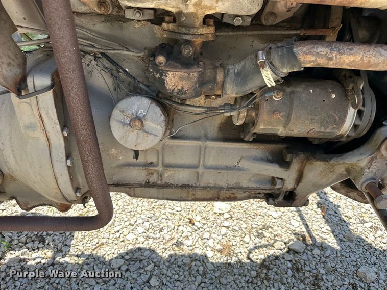 image for item NT9315 1962 Massey Ferguson  65 tractor