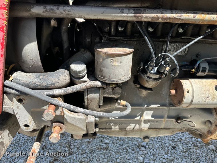 image for item NT9315 1962 Massey Ferguson  65 tractor