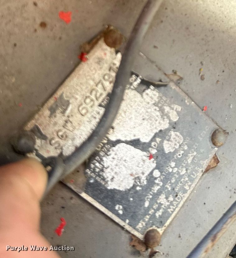 image for item NT9315 1962 Massey Ferguson  65 tractor