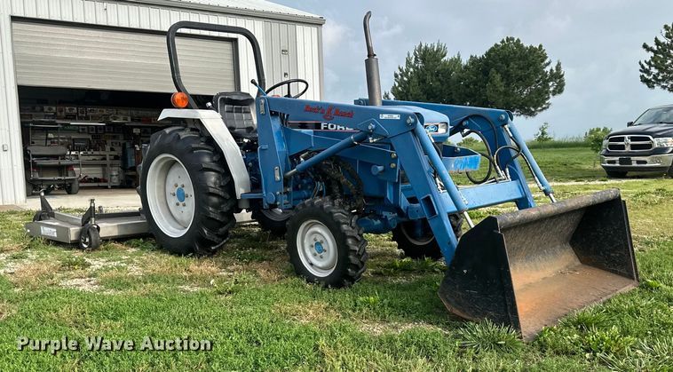 image for item NT9320 1996 Ford  1715 MFWD tractor