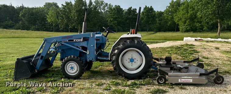 image for item NT9320 1996 Ford  1715 MFWD tractor