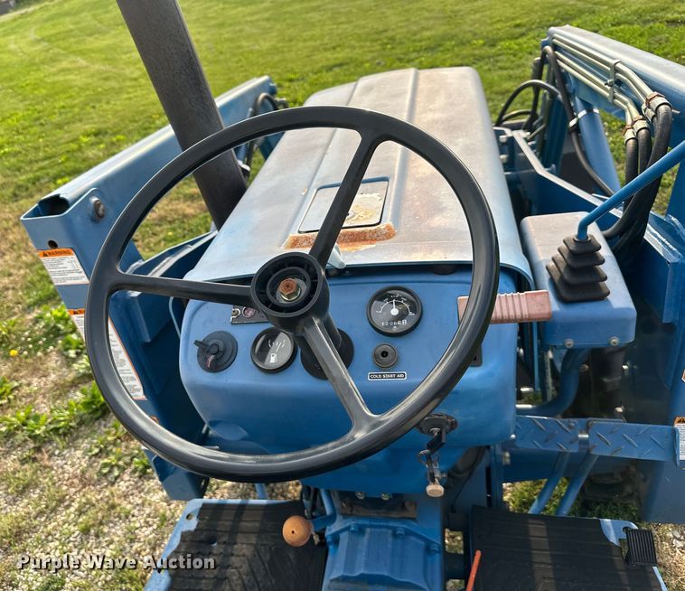 image for item NT9320 1996 Ford  1715 MFWD tractor