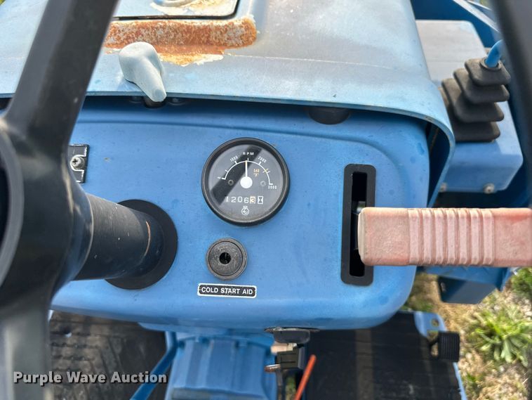 image for item NT9320 1996 Ford  1715 MFWD tractor