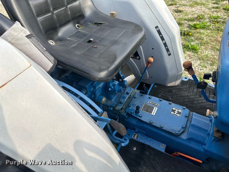 image for item NT9320 1996 Ford  1715 MFWD tractor