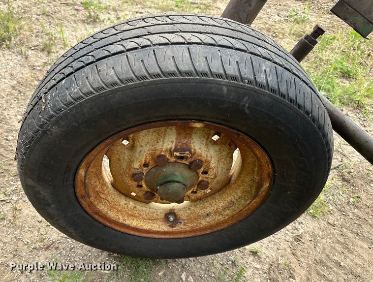 image for item NT9355 John Deere five bottom plow