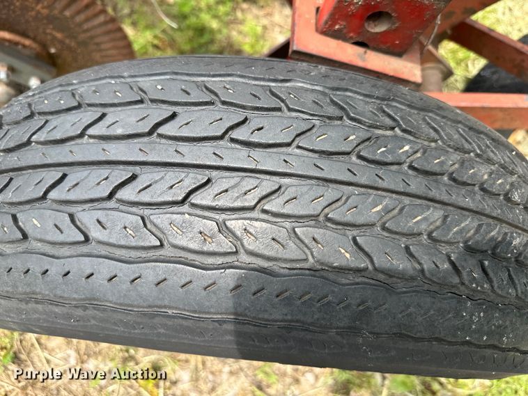 image for item NT9357 Case IH two bottom plow