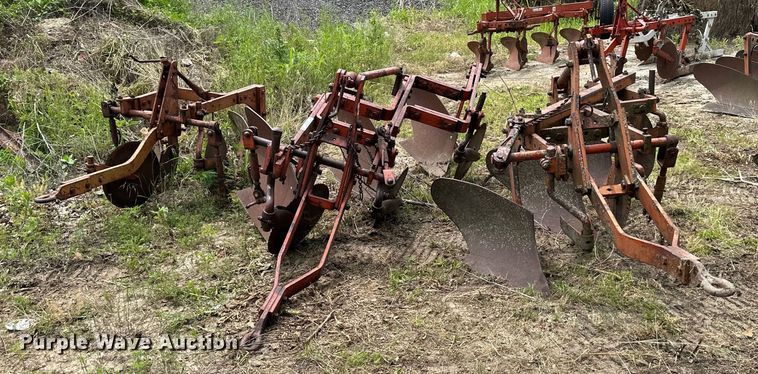 image for item NT9358 (3) bottom plows