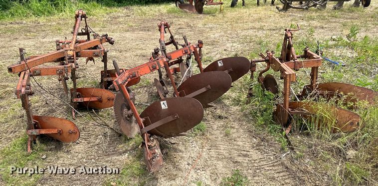 image for item NT9358 (3) bottom plows