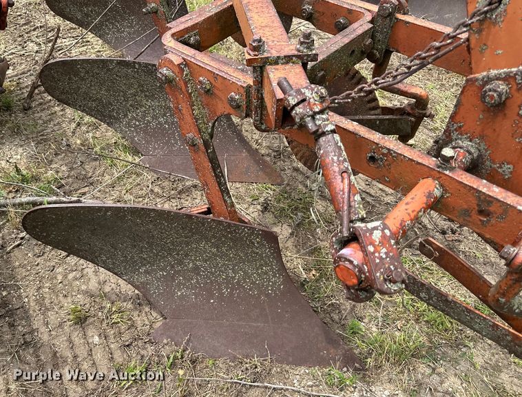 image for item NT9358 (3) bottom plows