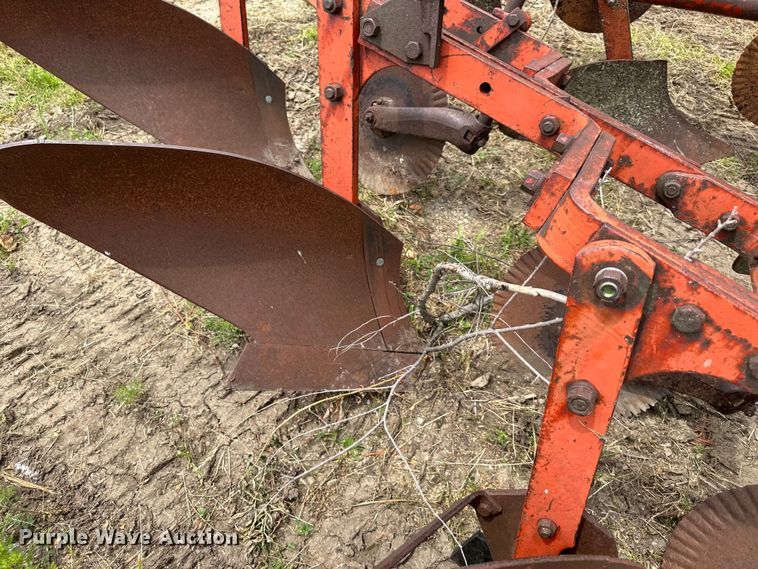 image for item NT9358 (3) bottom plows