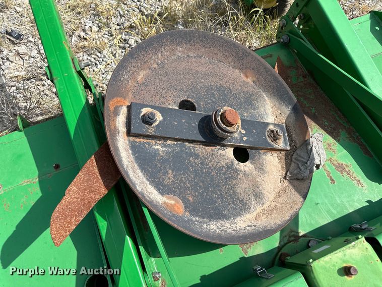 image for item OI9115 John Deere MX8 rotary mower