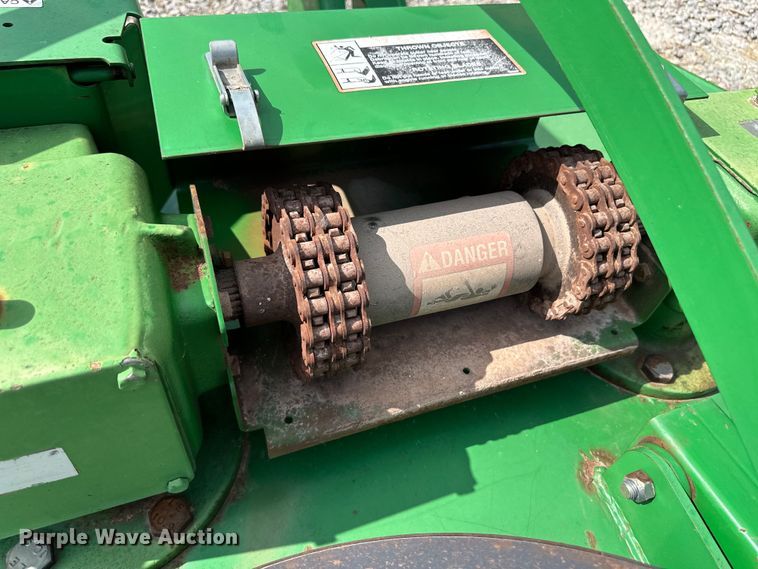 image for item OI9115 John Deere MX8 rotary mower