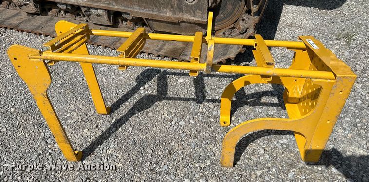 image for item OI9117 Wheel loader steps