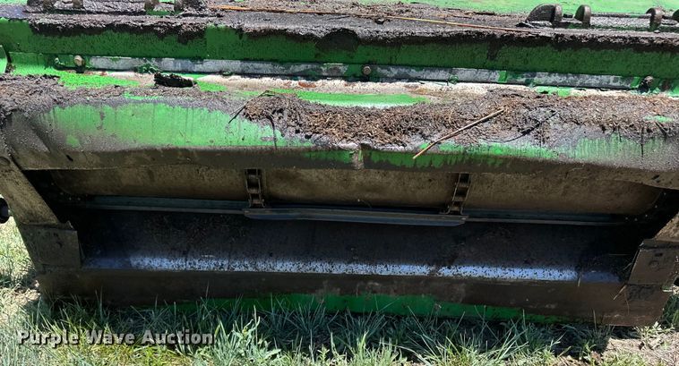 image for item OI9122 1996 John Deere 9600 combine