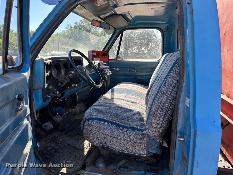 image for item OI9216 1973 Chevrolet C60 feed mixer truck