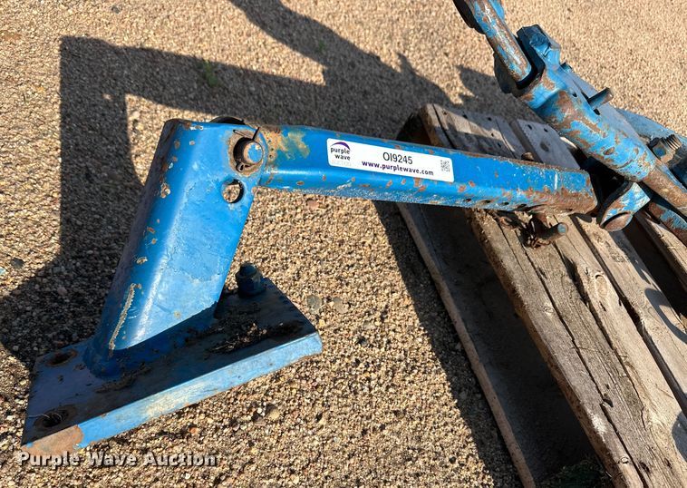 image for item OI9245 Ford three point hitch assembly