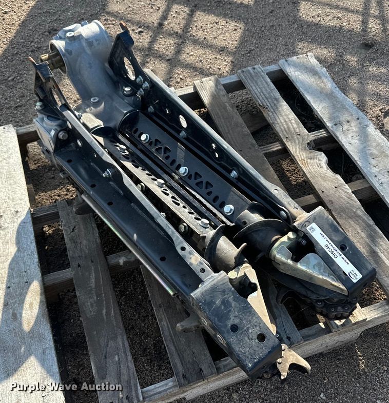 image for item OI9246 Agco corn head row unit