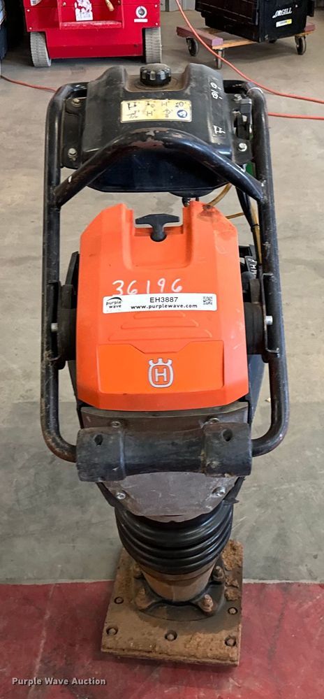 image for item EH3887 Husqvarna MS695 plate compactor