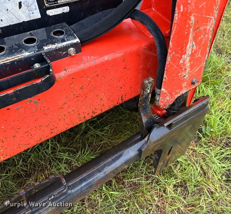 image for item EH3891 2019 Kubota SVL65-2 tracked skid steer loader