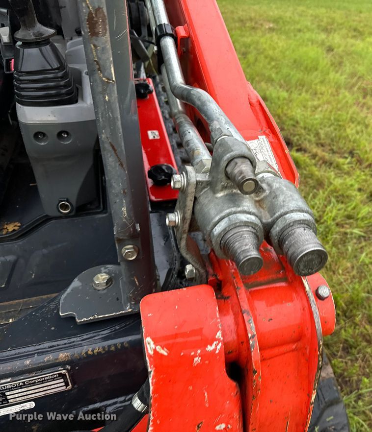 image for item EH3891 2019 Kubota SVL65-2 tracked skid steer loader