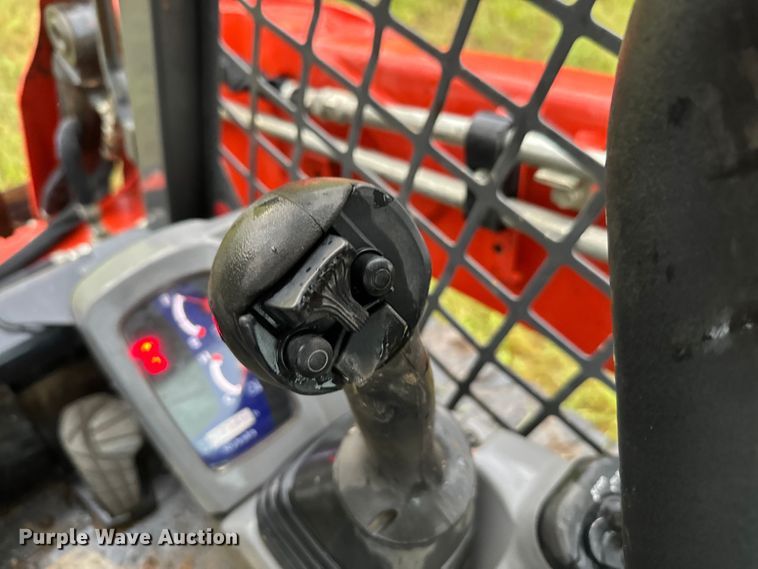 image for item EH3891 2019 Kubota SVL65-2 tracked skid steer loader