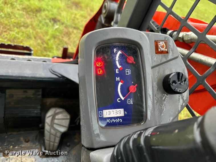 image for item EH3891 2019 Kubota SVL65-2 tracked skid steer loader