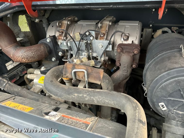 image for item EH3891 2019 Kubota SVL65-2 tracked skid steer loader