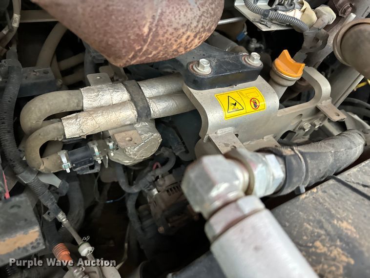 image for item EH3891 2019 Kubota SVL65-2 tracked skid steer loader