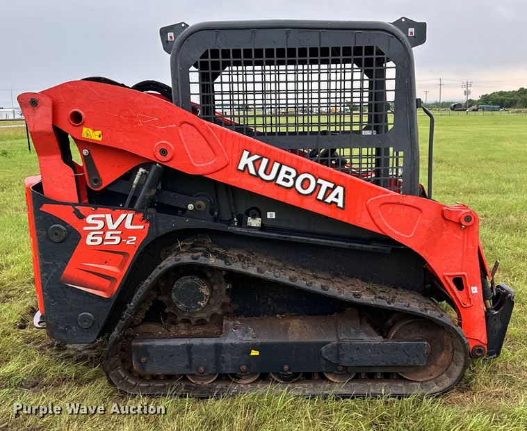 image for item EH3892 2020 Kubota SVL65-2 tracked skid steer loader