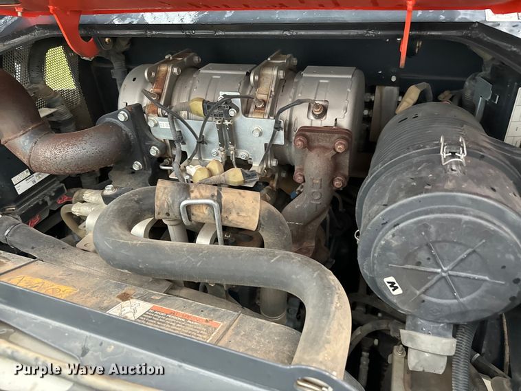 image for item EH3892 2020 Kubota SVL65-2 tracked skid steer loader