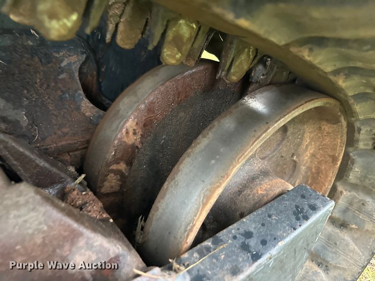 image for item EH3892 2020 Kubota SVL65-2 tracked skid steer loader