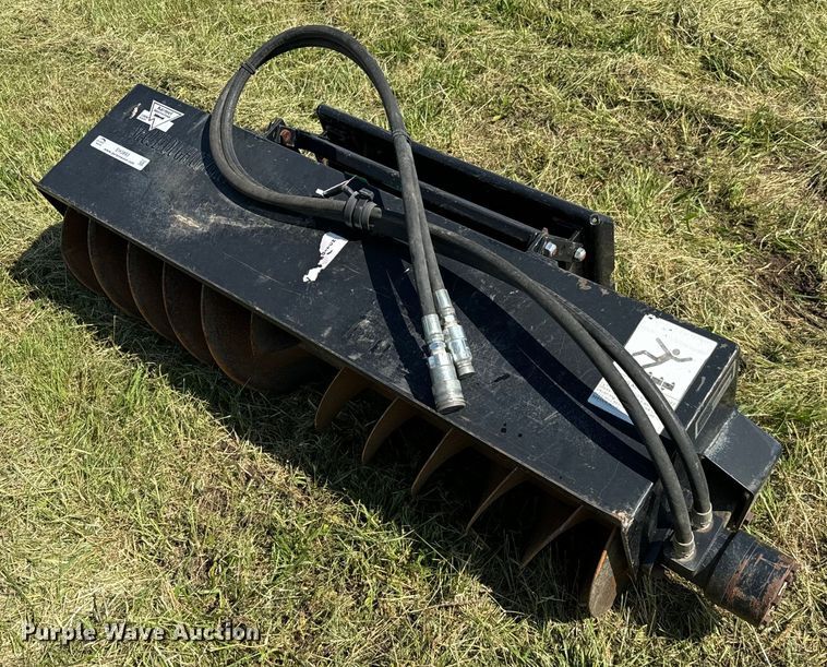 image for item EH3893 2020 McCullough Coverup 1600 compact utility loader backfill auger