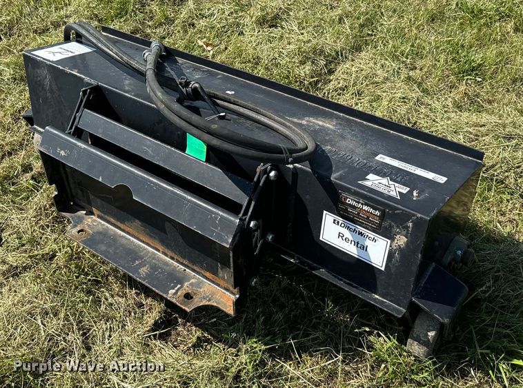 image for item EH3893 2020 McCullough Coverup 1600 compact utility loader backfill auger