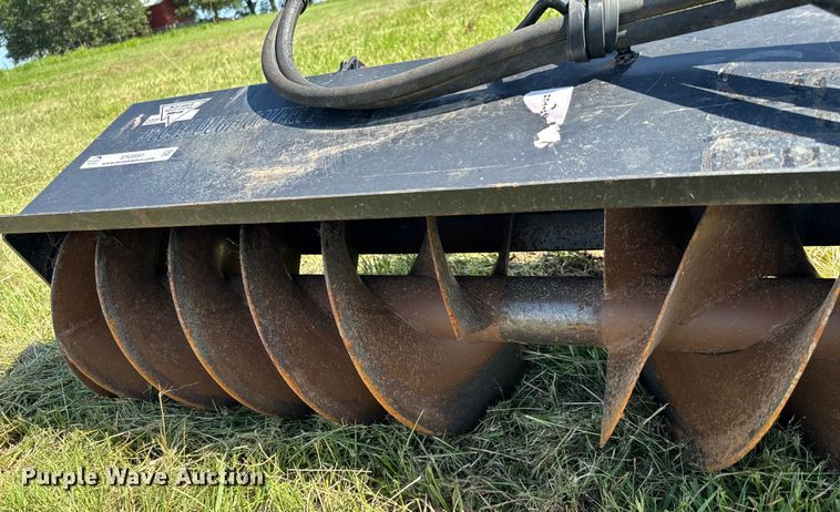 image for item EH3893 2020 McCullough Coverup 1600 compact utility loader backfill auger