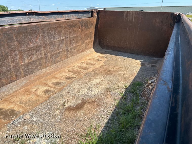 image for item EH3894 2014 Mack GU713 dump truck