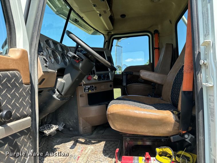 image for item EH3894 2014 Mack GU713 dump truck