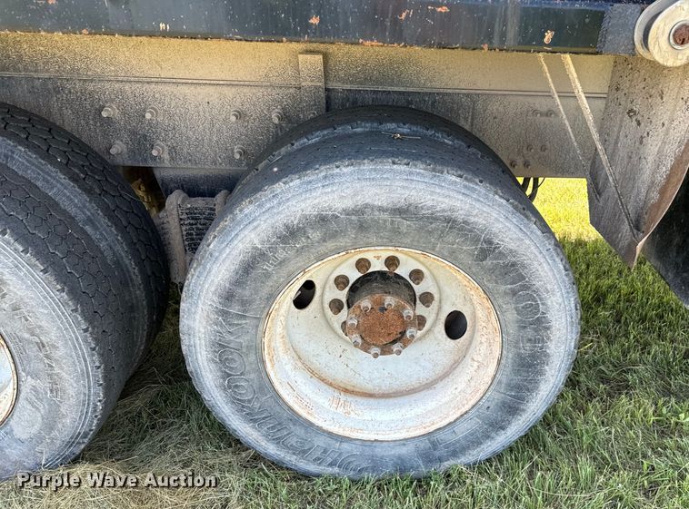 image for item EH3894 2014 Mack GU713 dump truck