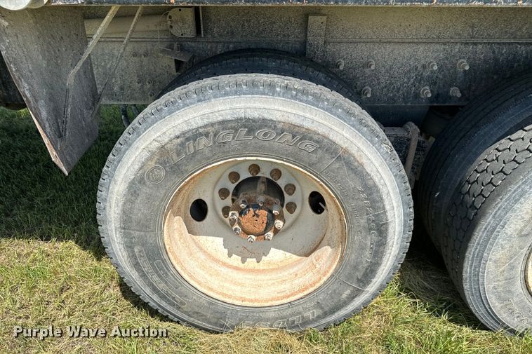 image for item EH3894 2014 Mack GU713 dump truck