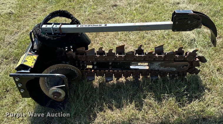 image for item EH3905 2019 Ditch Witch compact utility loader trencher 