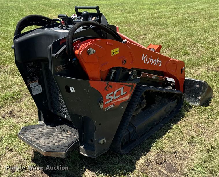 image for item EH3906 2021 Kubota SCL1000 compact utility loader