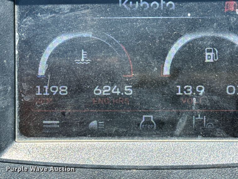 image for item EH3906 2021 Kubota SCL1000 compact utility loader