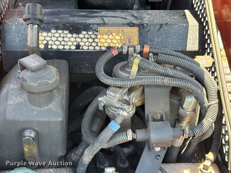 image for item EH3906 2021 Kubota SCL1000 compact utility loader