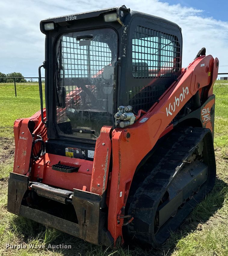 image for item EH3909 2021 Kubota SVL75-2 tracked skid steer loader