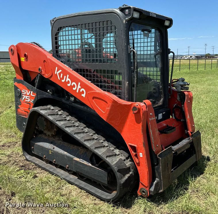 image for item EH3909 2021 Kubota SVL75-2 tracked skid steer loader