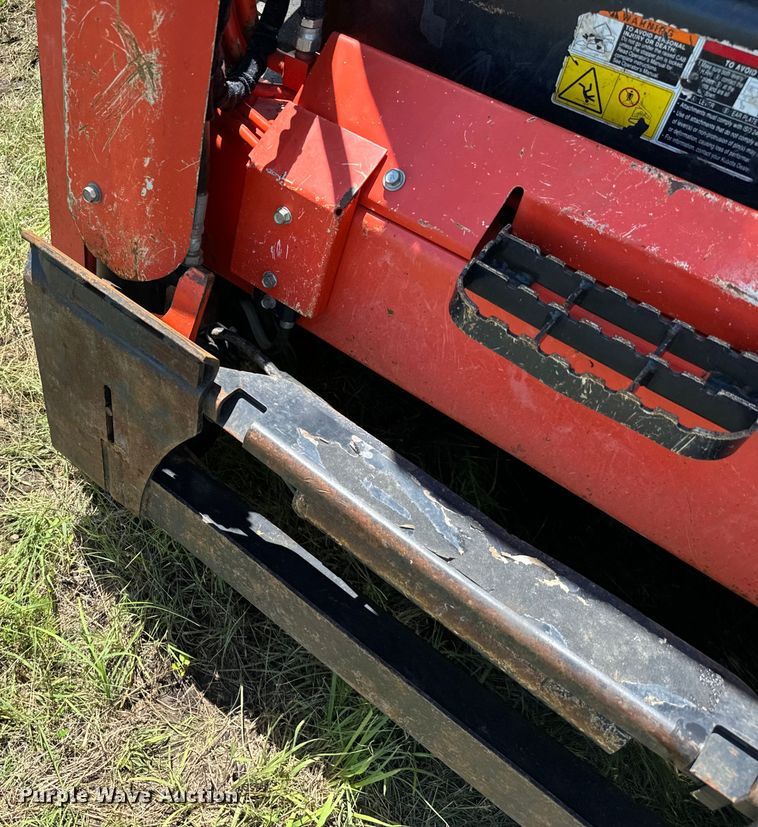 image for item EH3909 2021 Kubota SVL75-2 tracked skid steer loader