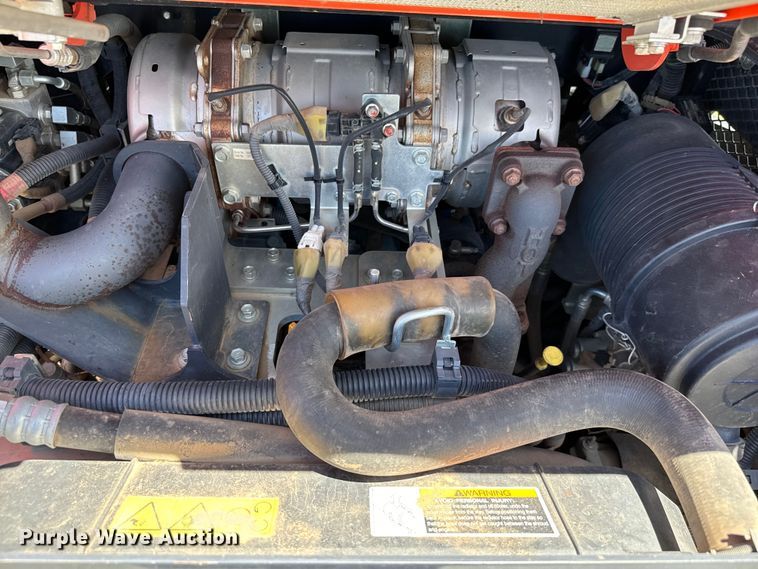 image for item EH3909 2021 Kubota SVL75-2 tracked skid steer loader